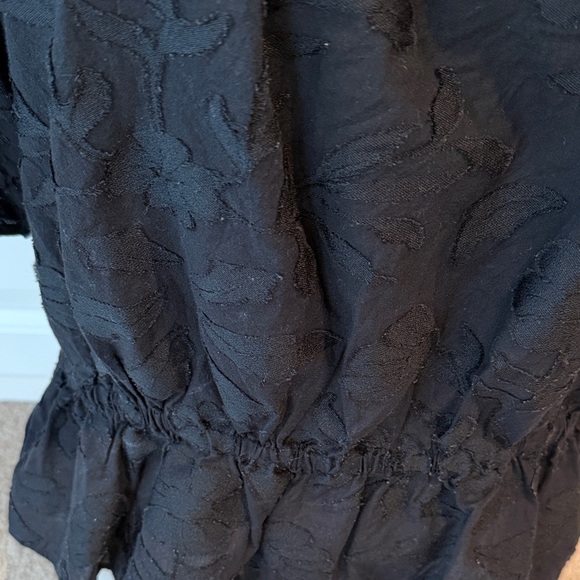 Ann Taylor Elegant Black Women's Top - Picture 8 of 8